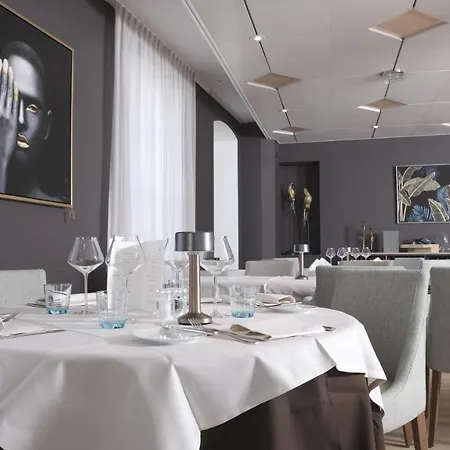 Boutique De L'ecu Vaudois Hotel Begnins