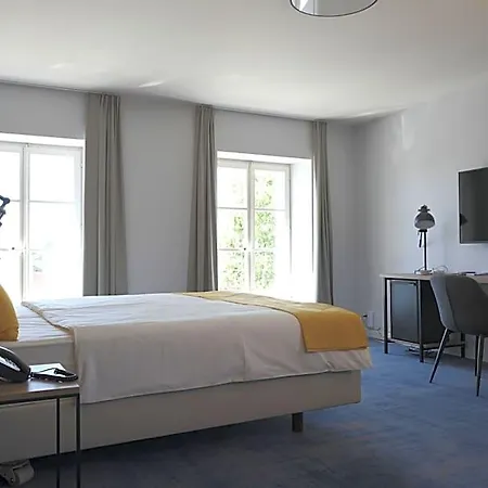 Boutique De L'ecu Vaudois 3* Begnins