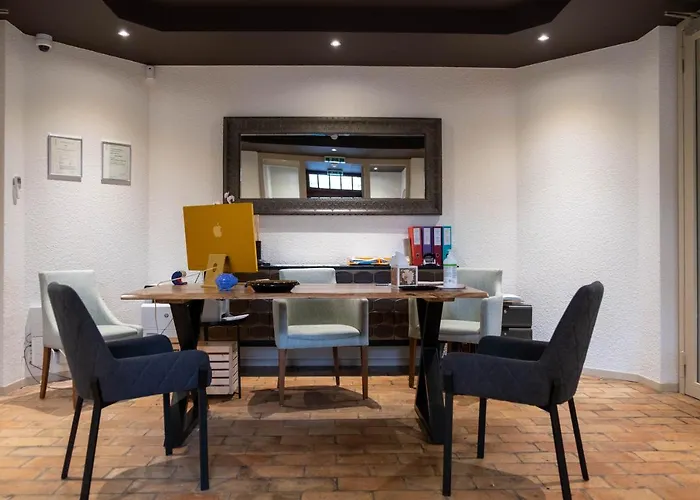 Boutique De L'ecu Vaudois Hotel Begnins