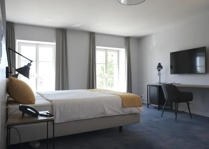 Boutique De L'ecu Vaudois Hotel Begnins